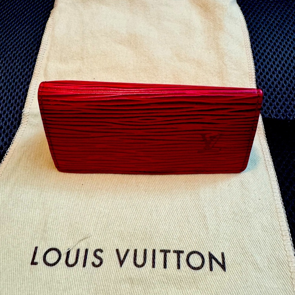 🙏Louis Vuitton Epi Key Cles 4’s